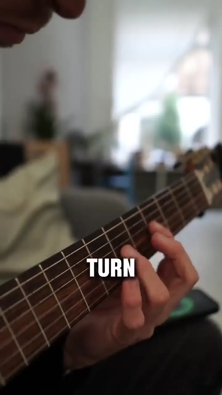 Tonaly ad: Scales and keys, explained on the circle of fifths, right on your phone.